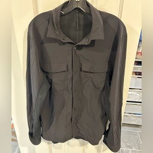 Men’s lululemon Airing Easy Overshirt (L)